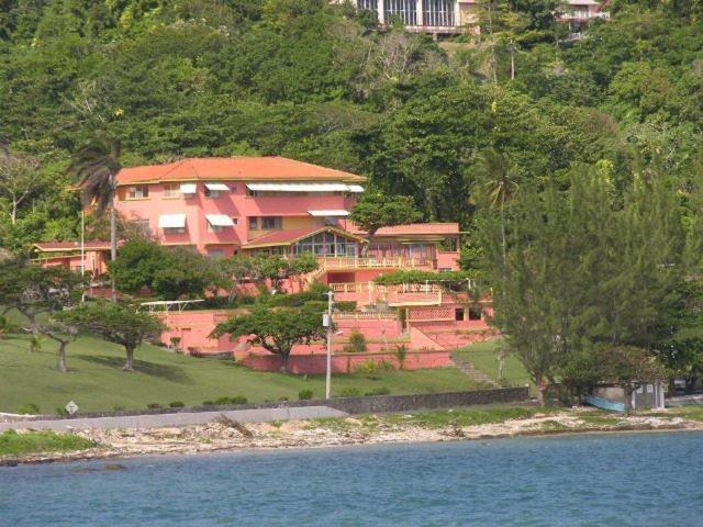 Casa Maria Hotel Port Maria Exteriör bild